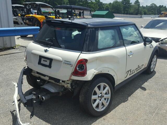 WMWSV3C5XCTY27703 - 2012 MINI COOPER WHITE photo 4