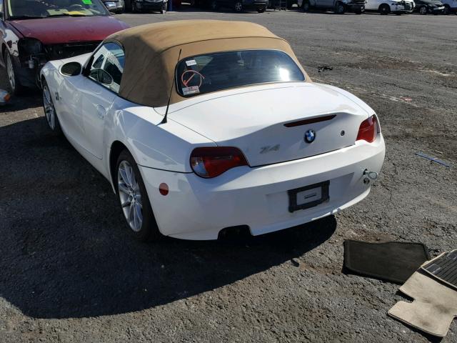 4USBU335X6LW66211 - 2006 BMW Z4 3.0 WHITE photo 3