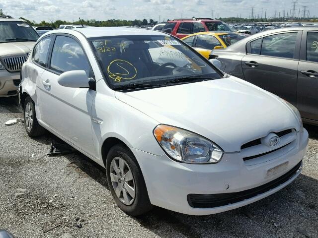 KMHCM36C99U121969 - 2009 HYUNDAI ACCENT GS WHITE photo 1