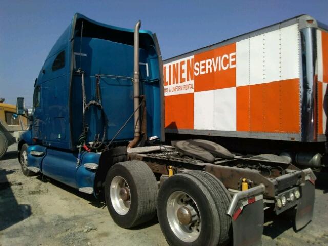 1XKTD49X96J136689 - 2006 KENWORTH CONSTRUCTI BLUE photo 3