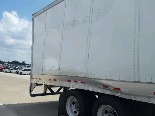 5V8VC5321HM702241 - 2017 VANG TRAILER WHITE photo 6