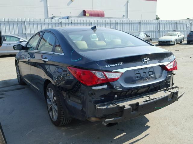 5NPEC4AB3DH601917 - 2013 HYUNDAI SONATA BLUE photo 3