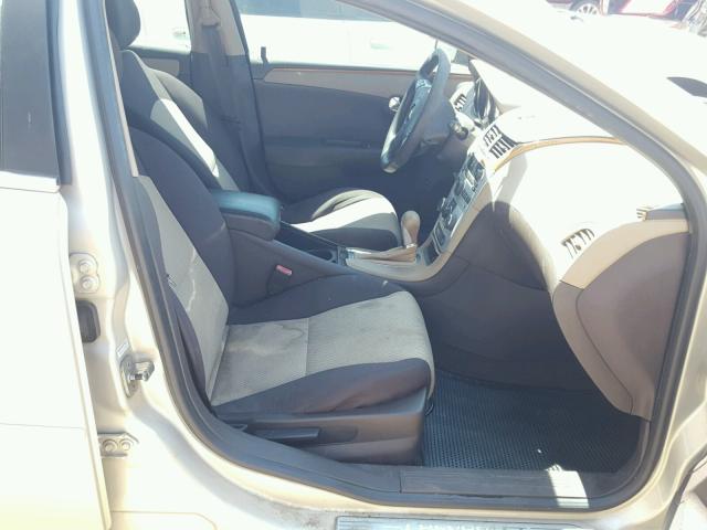 1G1ZC5EB3AF128469 - 2010 CHEVROLET MALIBU 1LT 米色 照片 5