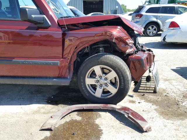 1J8HG48K87C607535 - 2007 JEEP COMMANDER MAROON photo 10
