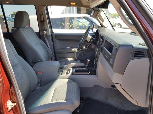 1J8HG48K87C607535 - 2007 JEEP COMMANDER MAROON photo 5