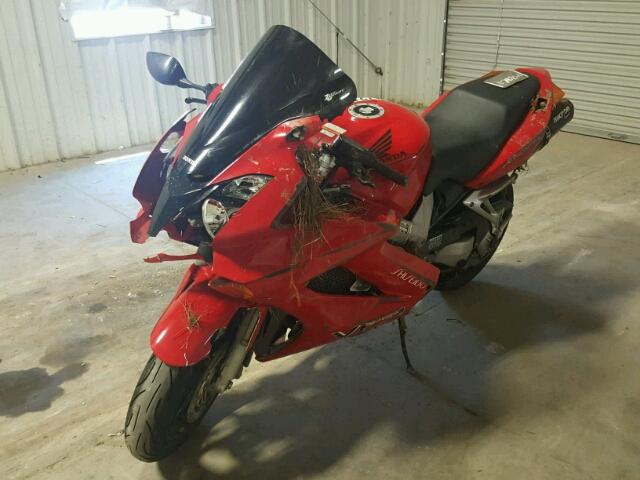 JH2RC46172M400842 - 2002 HONDA VFR800 RED photo 9