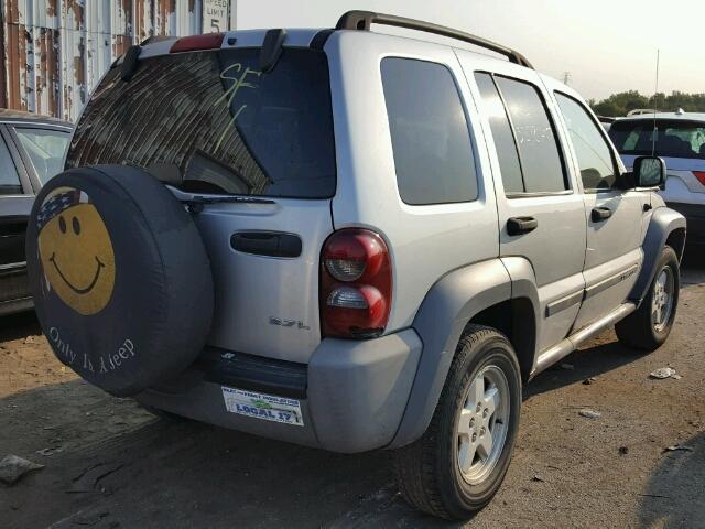 1J8GL48K55W664908 - 2005 JEEP LIBERTY SP SILVER photo 4