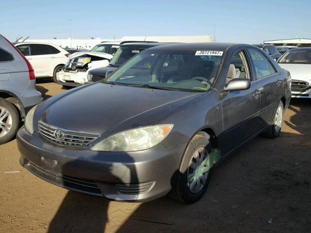 4T1BE32K15U968209 - 2005 TOYOTA CAMRY CHARCOAL photo 2