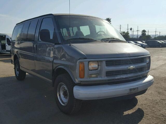 1GAHG35R2Y1103765 - 2000 CHEVROLET EXPRESS G3 GRAY photo 1