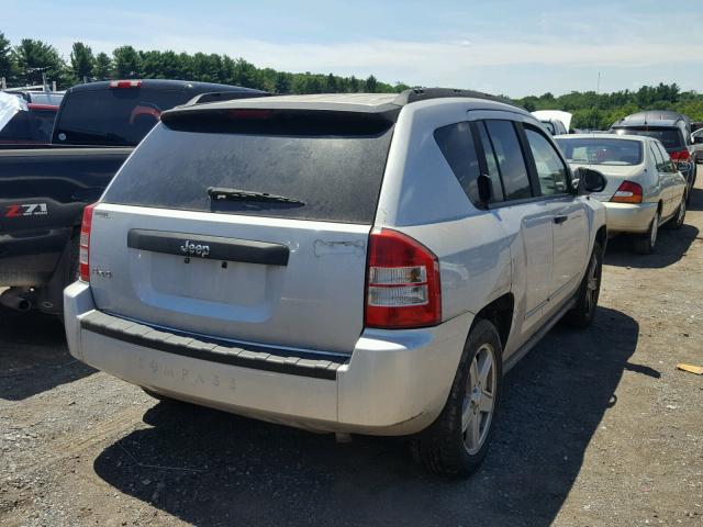 1J4FF47B19D121658 - 2009 JEEP COMPASS SP SILVER photo 4