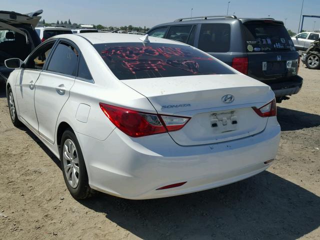 5NPEB4AC4BH024937 - 2011 HYUNDAI SONATA GLS WHITE photo 3