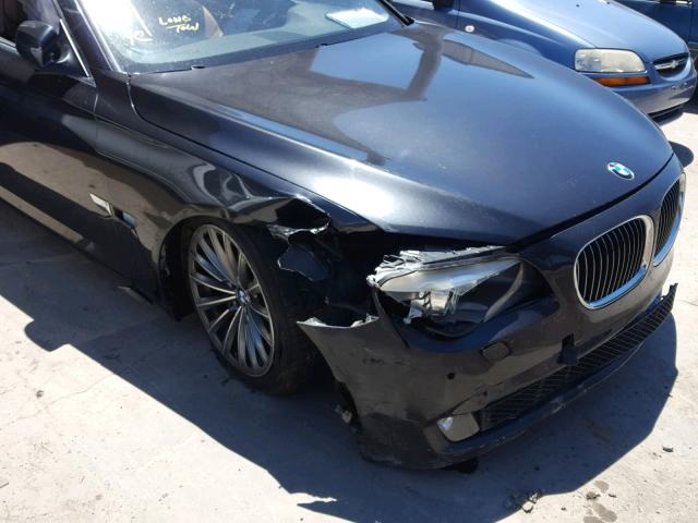 WBAKA8C51BCY36605 - 2011 BMW 750I GRAY photo 9