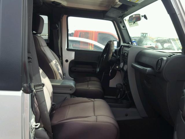 1J4FA54147L149909 - 2007 JEEP WRANGLER S 银色 照片 5