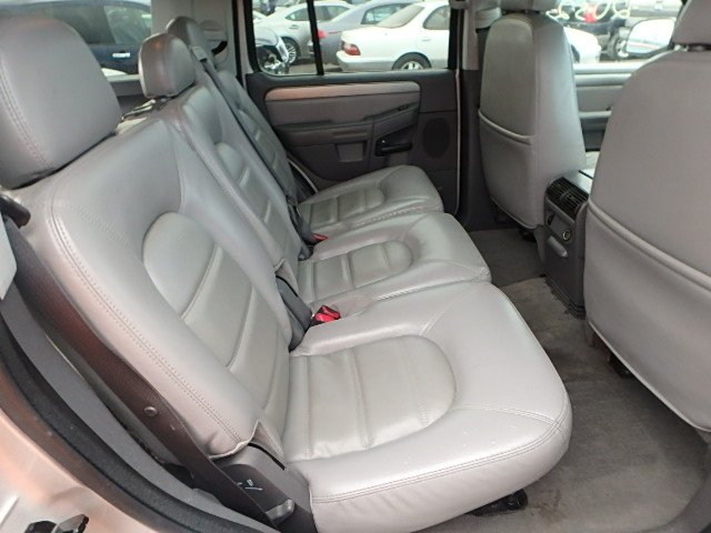 1FMDU73K24UA56169 - 2004 FORD EXPLORER X SILVER photo 6