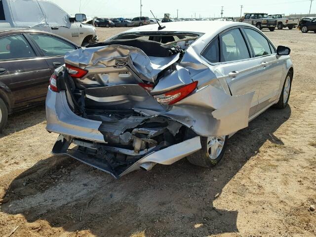 1FA6P0H78E5386139 - 2014 FORD FUSION SE SILVER photo 4