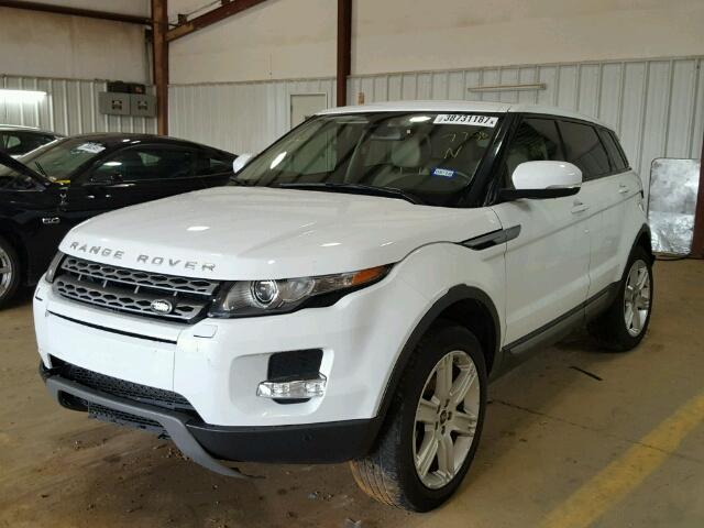 SALVP2BG1DH817758 - 2013 LAND ROVER RANGE ROVE WHITE photo 2