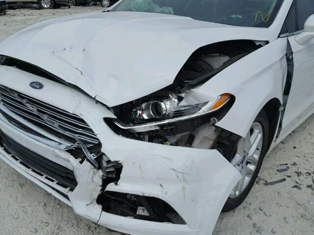 1FA6P0H72F5129737 - 2015 FORD FUSION WHITE photo 9