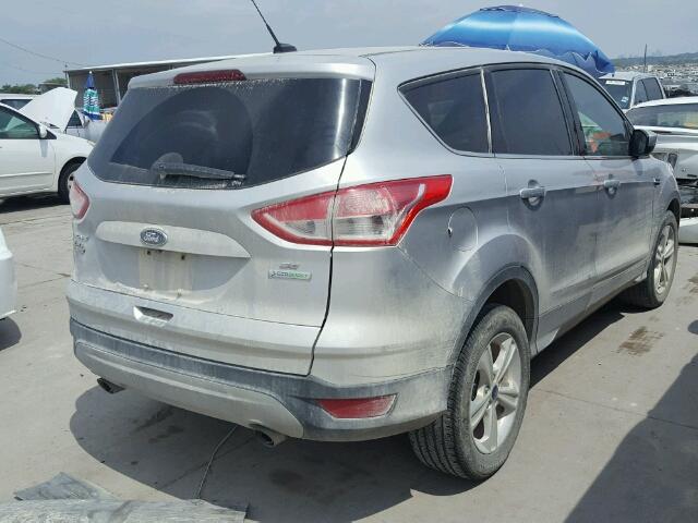 1FMCU0G94FUA10307 - 2015 FORD ESCAPE SE SILVER photo 4