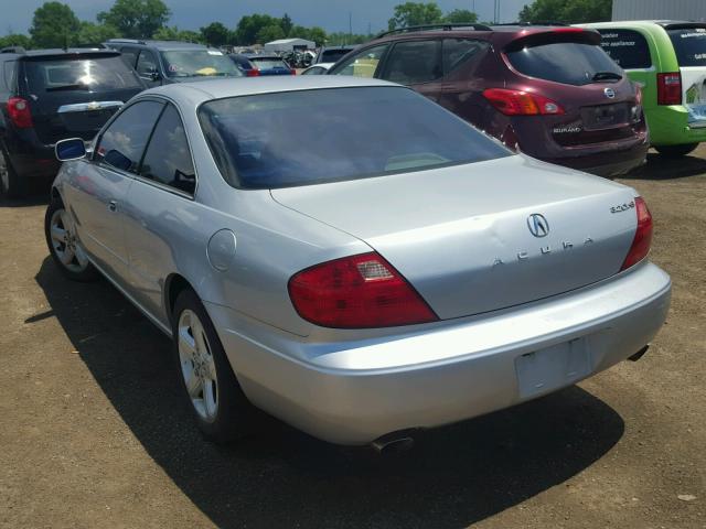 19UYA42652A004407 - 2002 ACURA 3.2CL TYPE SILVER photo 3