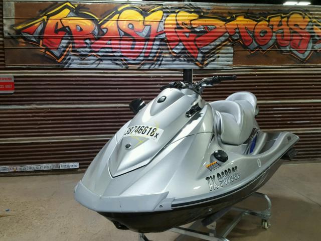 YAMA1636C313 - 2013 YAMAHA VX CRUISER GRAY photo 4