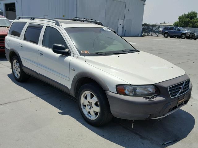 YV1SZ59H831098689 - 2003 VOLVO XC70 WHITE photo 1