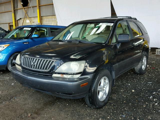 JT6GF10UXY0056942 - 2000 LEXUS RX 300 BLACK photo 2