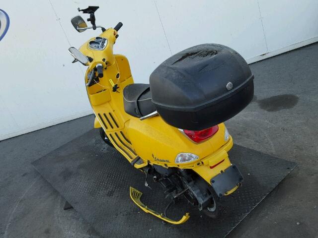 ZAPM688FXC5400578 - 2012 VESPA LX 150IE YELLOW photo 3