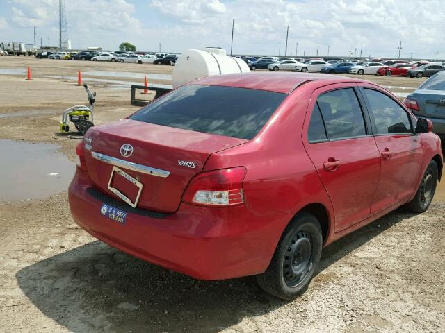 JTDBT903481211013 - 2008 TOYOTA YARIS RED photo 4