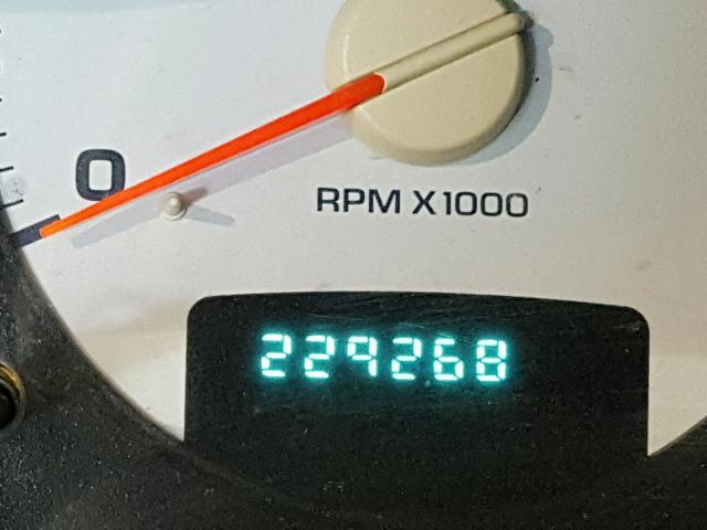 3D7KU28C03G841037 - 2003 DODGE RAM 2500 S WHITE photo 8