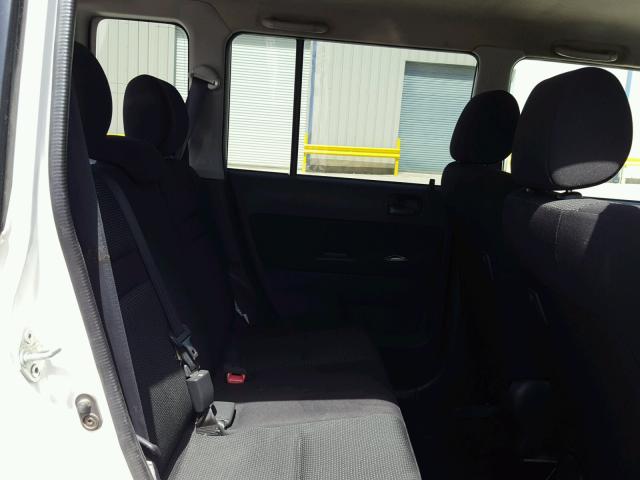 JTLKT324340150986 - 2004 TOYOTA SCION XB თეთრი ფოტო 6