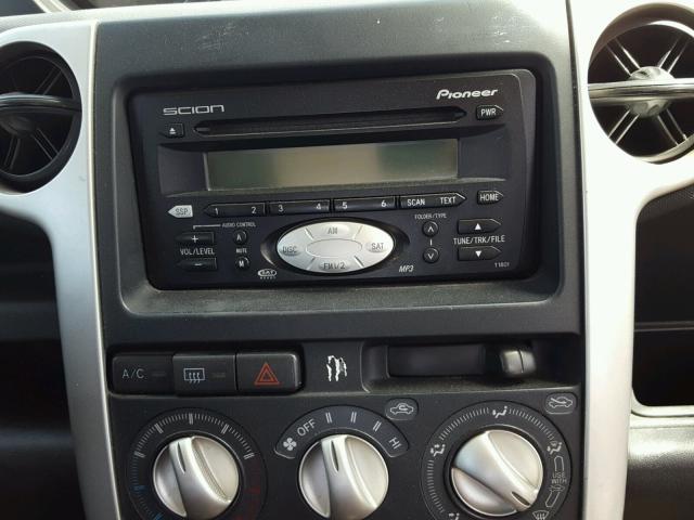 JTLKT324340150986 - 2004 TOYOTA SCION XB თეთრი ფოტო 9