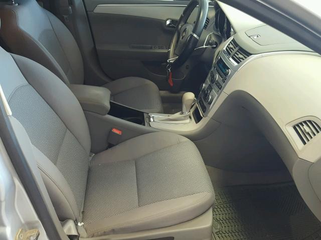 1G1ZB5E00CF192876 - 2012 CHEVROLET MALIBU LS Gümüş foto 5