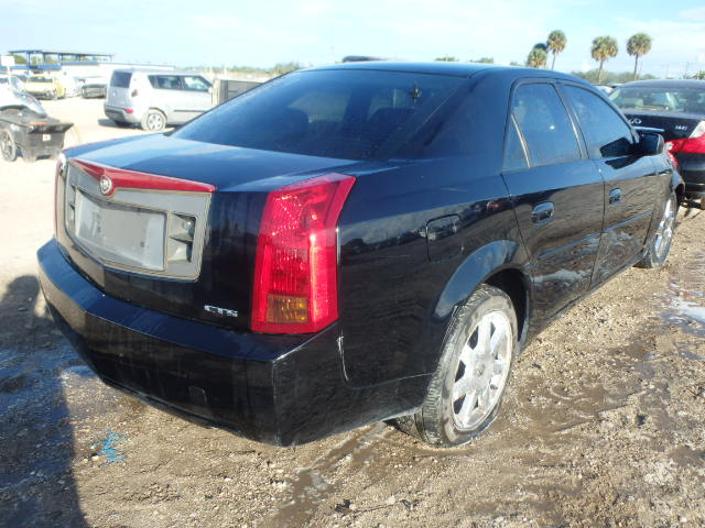 1G6DM577040141701 - 2004 CADILLAC CTS BLACK photo 4