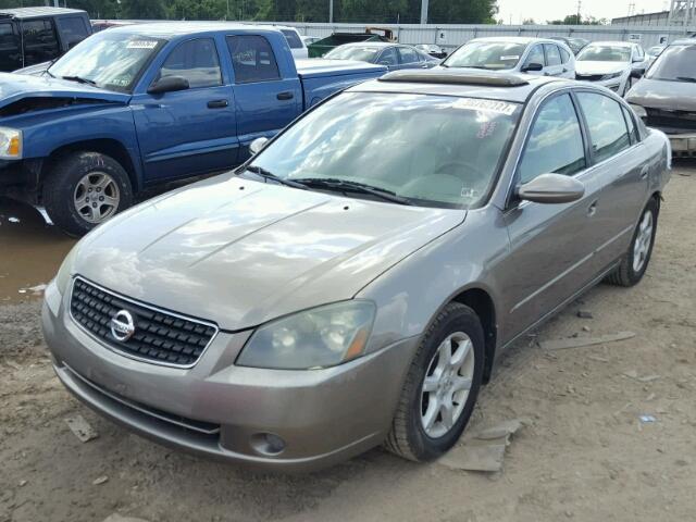 1N4AL11D35C104576 - 2005 NISSAN ALTIMA S BEIGE photo 2