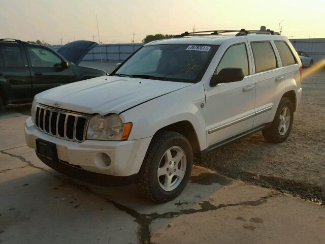 1J8HR58P17C566628 - 2007 JEEP GRAND CHER WHITE photo 2