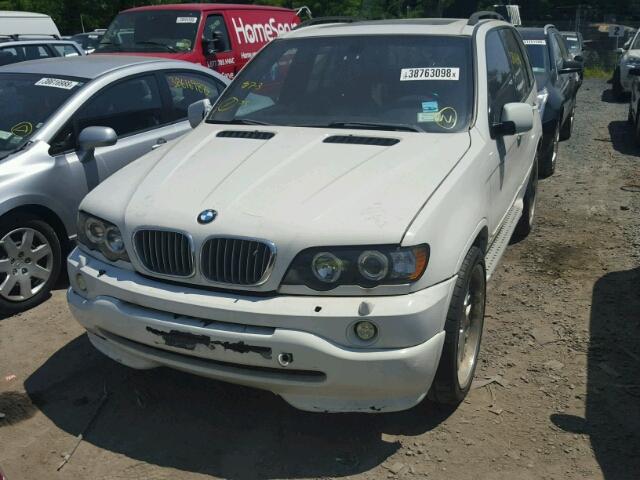 WBAFB33551LH18544 - 2001 BMW X5 4.4I WHITE photo 2