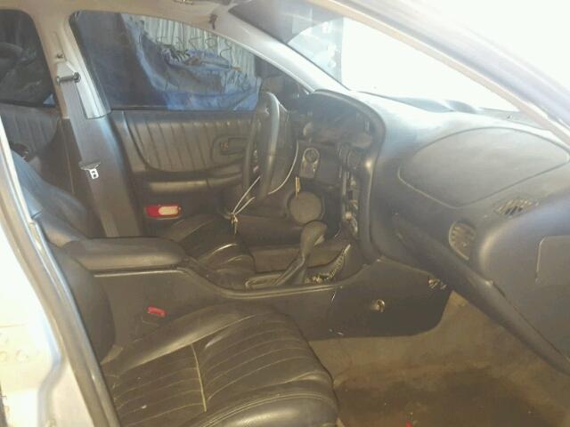 1G2WP52K5WF317476 - 1998 PONTIAC GRAND PRIX SILVER photo 5