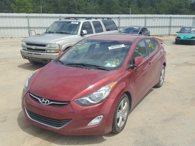 5NPDH4AE4DH326257 - 2013 HYUNDAI ELANTRA GL RED photo 2