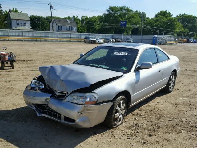 19UYA42461A004929 - 2001 ACURA 3.2CL SILVER photo 2