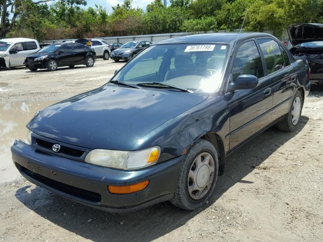 2T1BB02E8TC175490 - 1996 TOYOTA COROLLA DX GREEN photo 2