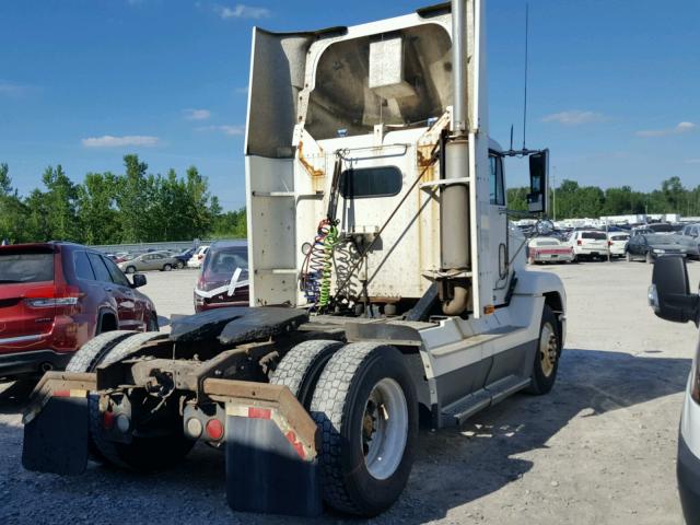 1FUWDMCA3XPA92471 - 1999 FREIGHTLINER TRACTOR WHITE photo 4