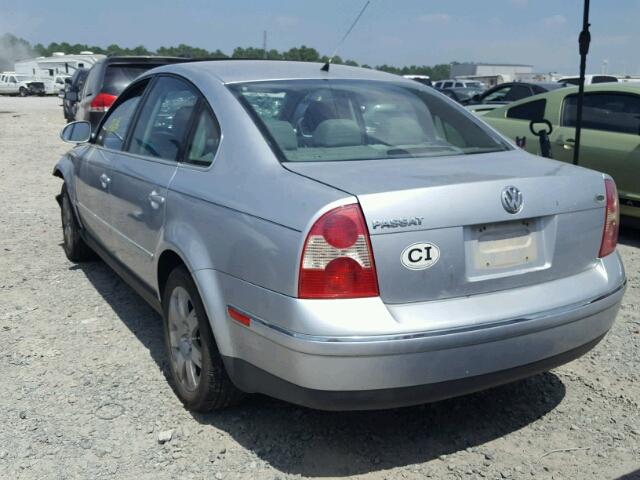 WVWAD63B45E021923 - 2005 VOLKSWAGEN PASSAT GLS SILVER photo 3