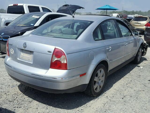 WVWAD63B45E021923 - 2005 VOLKSWAGEN PASSAT GLS SILVER photo 4