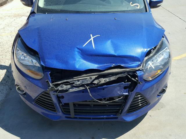 1FADP3N25EL386029 - 2014 FORD FOCUS TITA BLUE photo 9