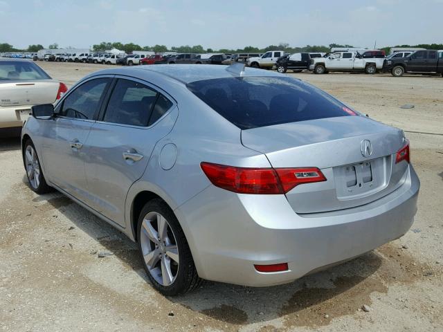 19VDE1F55DE008631 - 2013 ACURA ILX 20 PRE SILVER photo 3