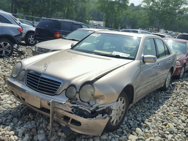 WDBJF82J9YX036696 - 2000 MERCEDES-BENZ E 320 4MAT GOLD photo 2