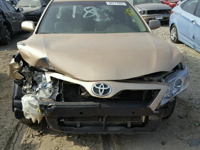 4T1BF3EK3BU167334 - 2011 TOYOTA CAMRY BASE GOLD photo 7