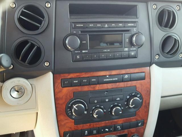 1J8HG58N76C106327 - 2006 JEEP COMMANDER SILVER photo 9