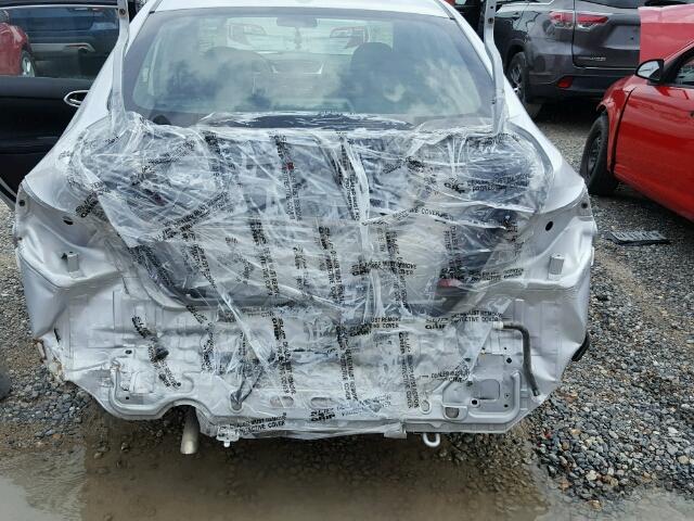 3N1AB7AP8FL650180 - 2015 NISSAN SENTRA S SILVER photo 9