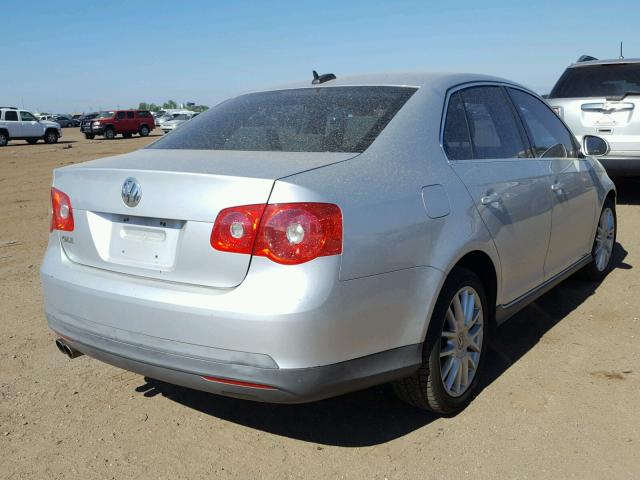 3VWTJ71K06M785853 - 2006 VOLKSWAGEN JETTA GLI SILVER photo 4